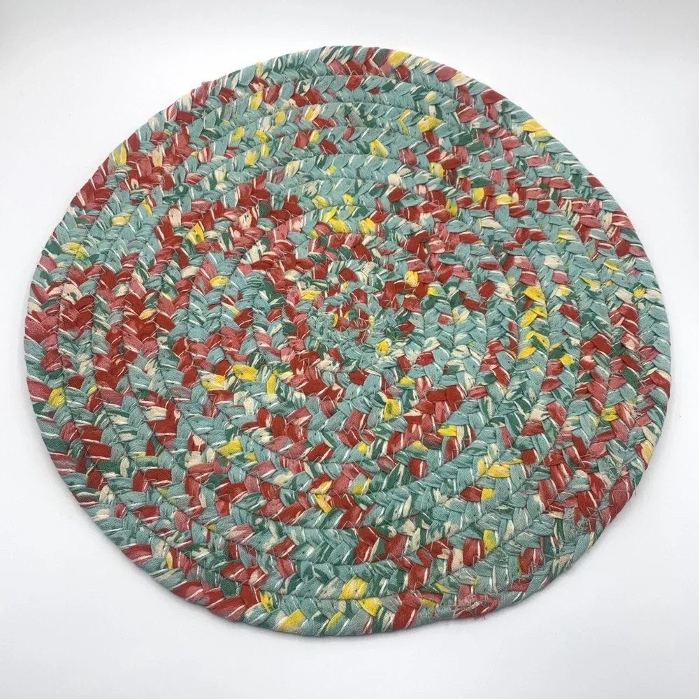 VTG Round Woven 3 Piece Colorful Placemat Set